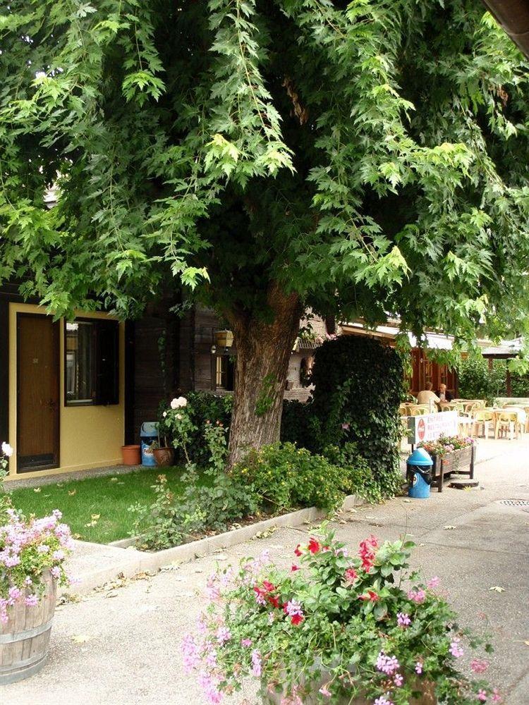 Motel-Restaurant 13 Etoiles Saint-Leonard Luaran gambar
